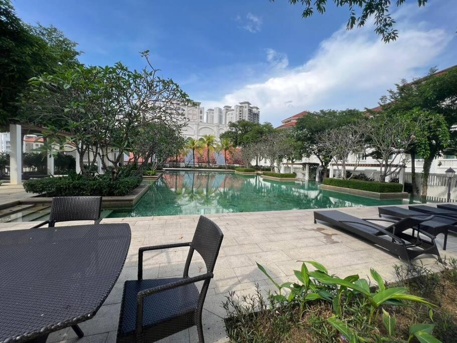 Perfect Marina Stay@ Strait Quay /W Big Balcony + Carpark Bagan Jermal Ngoại thất bức ảnh